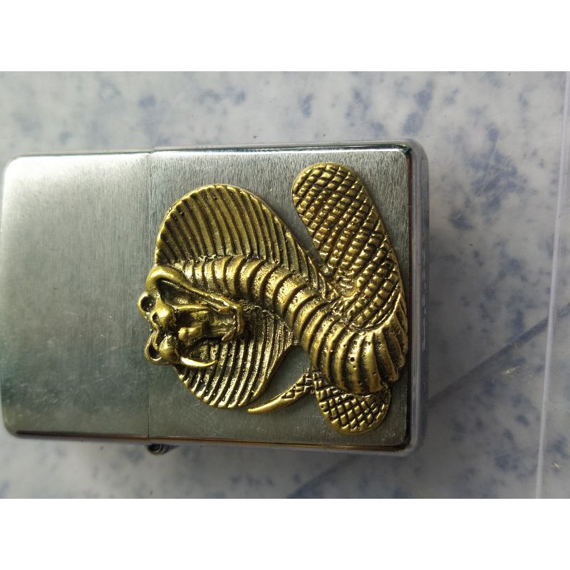 Emblem dán zippo đồng khối