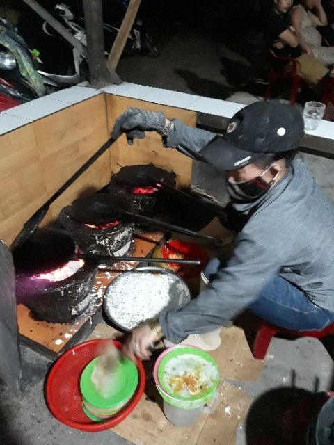 50 cái bánh Ép Huế siêu ngon, siêu giòn