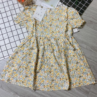 Đầm xinh xắn cho bé yêu