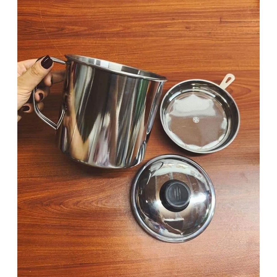 Ca Lọc Dầu Ăn Có Lưới Lọc Cặn Bằng INOX 304. Bình Đựng Dầu Chiên Lọc Cặn Dung Tích 1,2L