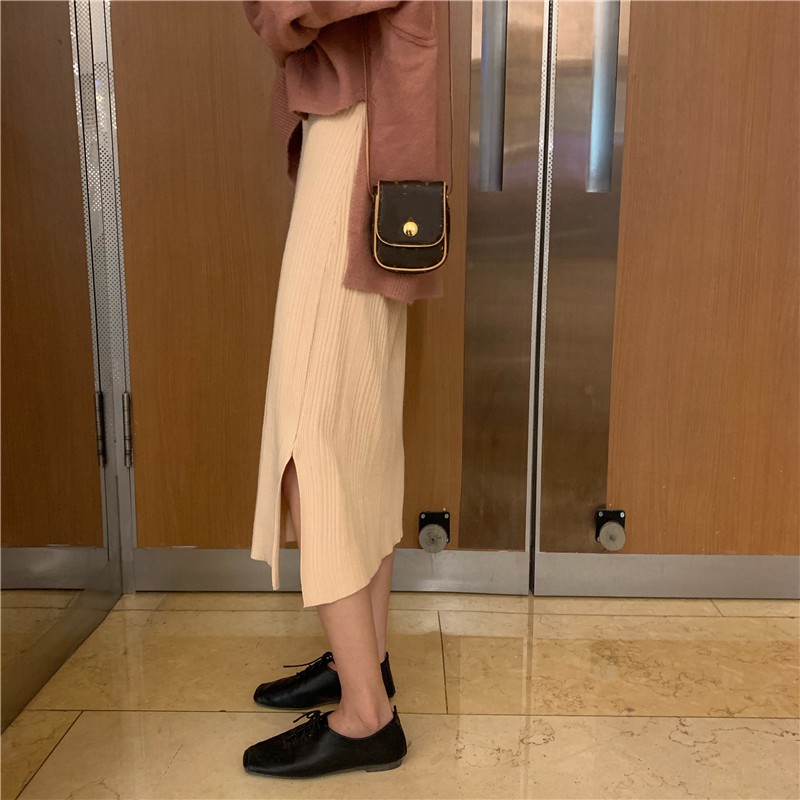 Chân Váy Dệt Kim Mỏng Lưng Cao Xẻ Tà Thời Trang Trẻ Trung | BigBuy360 - bigbuy360.vn