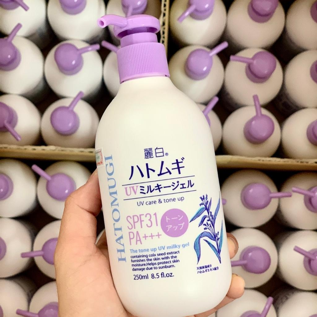 Sữa Dưỡng Thể Nâng Tone Và Dưỡng Ẩm Da Hatomugi SPF31 PA+++ 250ml