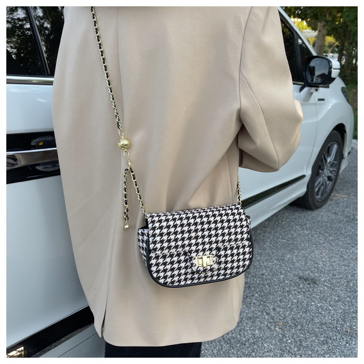 Túi đeo chéo nữ ,túi xách nữ đẹp họa tiết kẻ đi chơi dự tiệc xinh đẹp LOKADO HY246