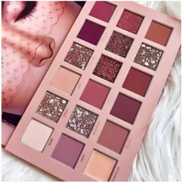 PHẤN MẮT NUDE BEAUTY