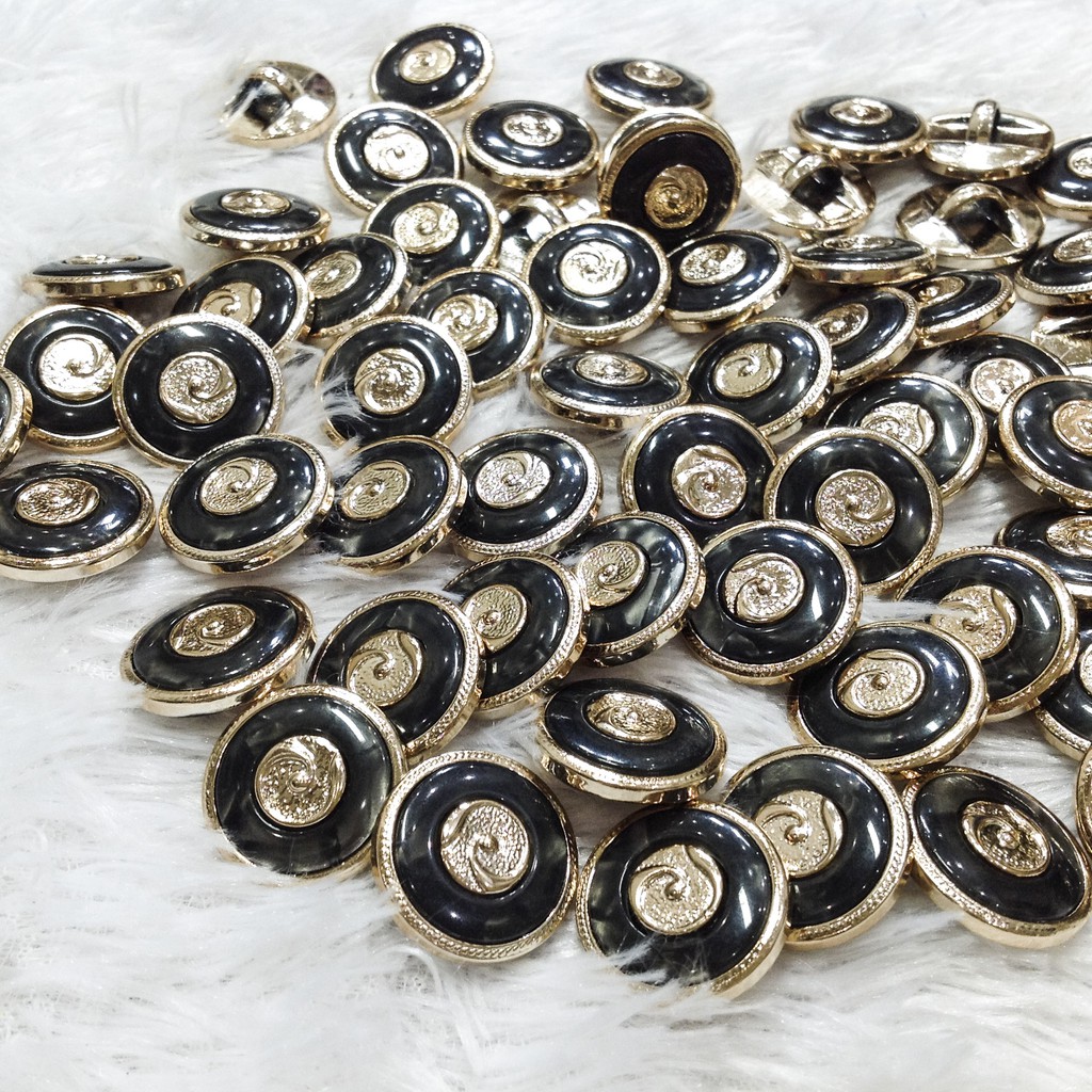 Nút áo vest đen xà cừ viền vàng Cúc dạ khoác nam nữ sang trọng size 2.2cm