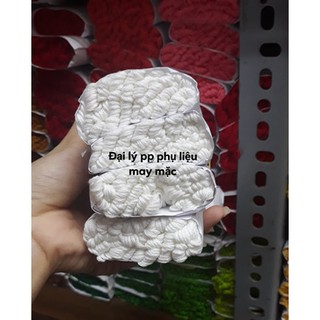 Chỉ thêu màu trắng, đen giá rẻ