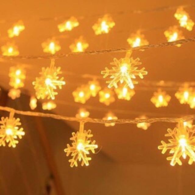 Đèn LED Bông Tuyết, Bi Tròn, Giọt Sương trang trí phòng ngủ, tiệc tùng, đi cắm trại với ánh sáng lung linh ấm áp