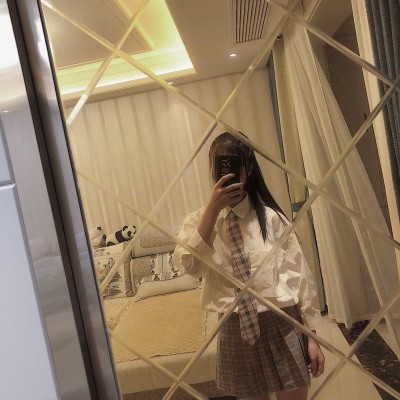 sơ mi ulzzang áo sơ mi nữ trắng dáng dài giấu quần kèm cavat kẻ