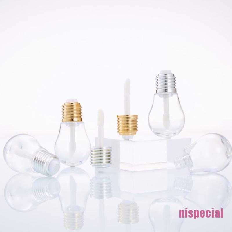 Son Môi Rỗng Độc Đáo Khi Đi Du Lịch