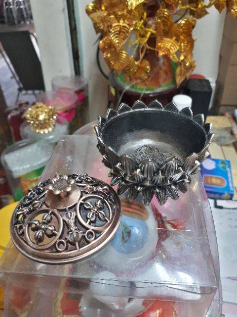 Lư đốt trầm hộp kim mini | BigBuy360 - bigbuy360.vn