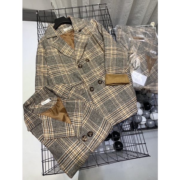 Áo dạ kẻ tay vấn | BigBuy360 - bigbuy360.vn