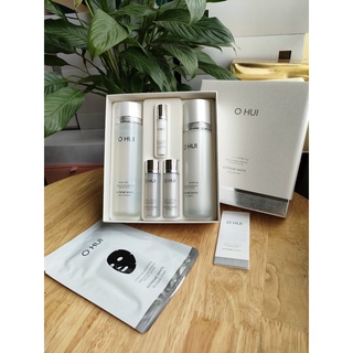 Kem tẩy tế bào chết ohui extreme white peeling 60ml
