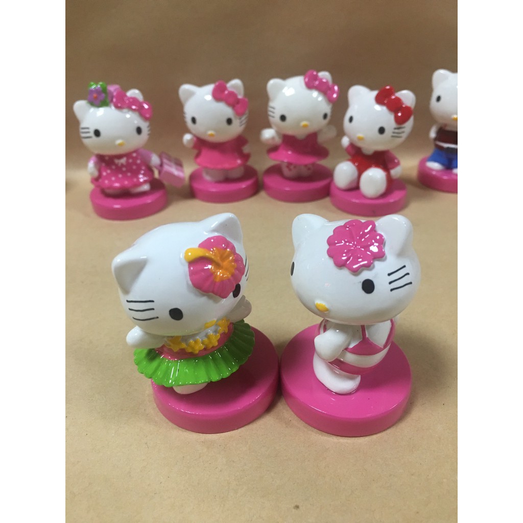 TƯỢNG HELLO KITTY NHIỀU MẪU ( CAO 6 cm )