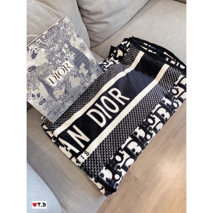 Chăn Dior lông cừu 180x200