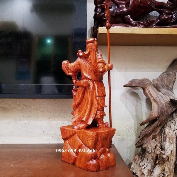 Tượng quan công trấn ải gỗ hương 40 cm