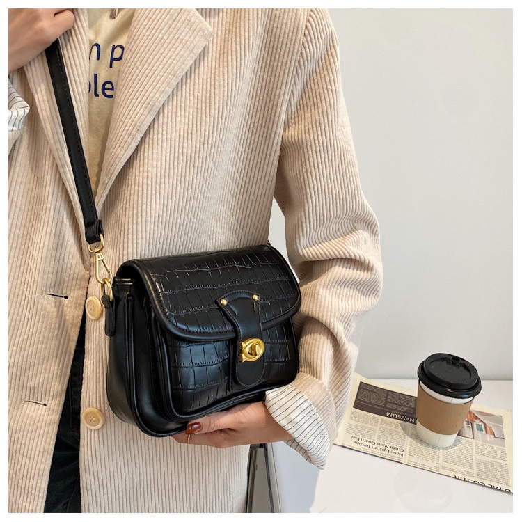 Túi xách nữ đeo chéo đẹp đi chơi phong cách thời trang hàn quốc giá rẻ dễ thương cute DC272