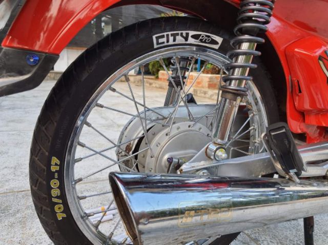 Bút chấm sơn ốc, bút sơn vỏ xe nhiều màu