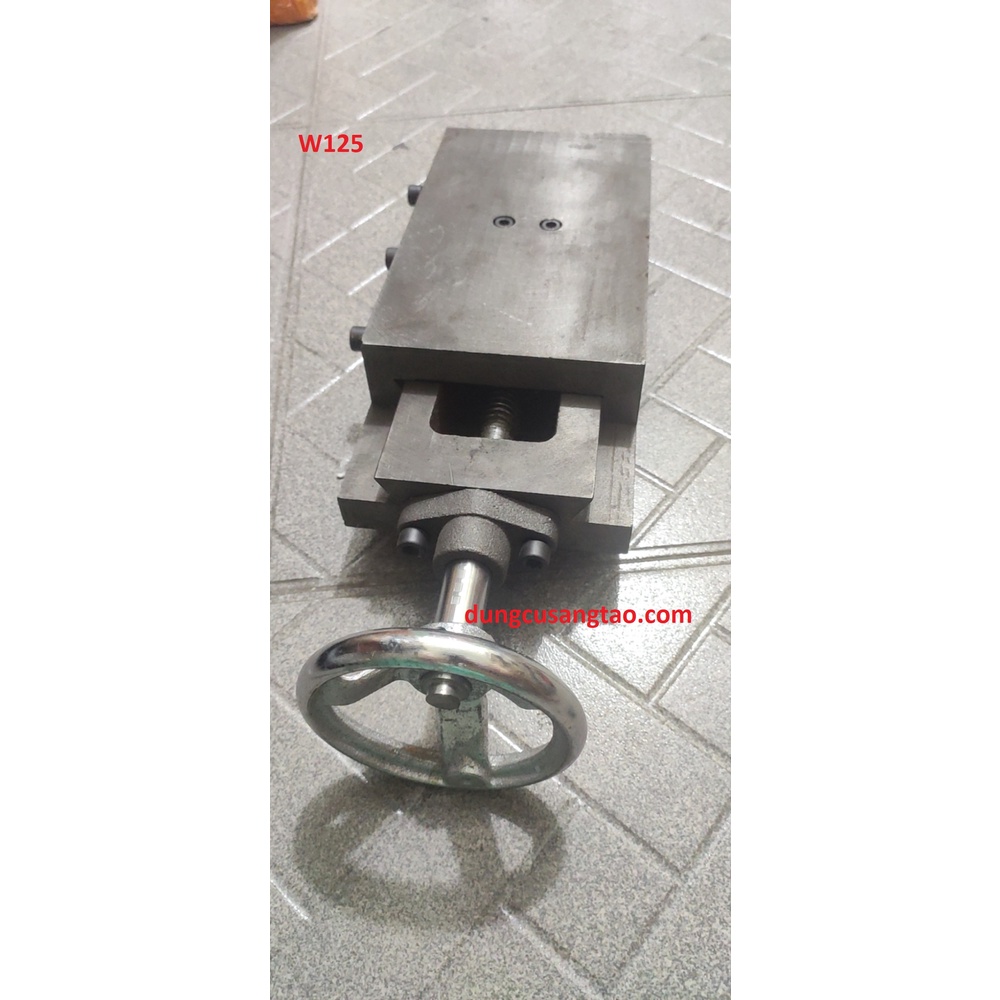 Eto trượt 1 trục / Bàn trượt 1  phương chế máy tiện