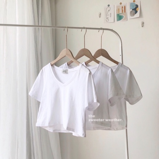 Áo croptop cổ tim trơn