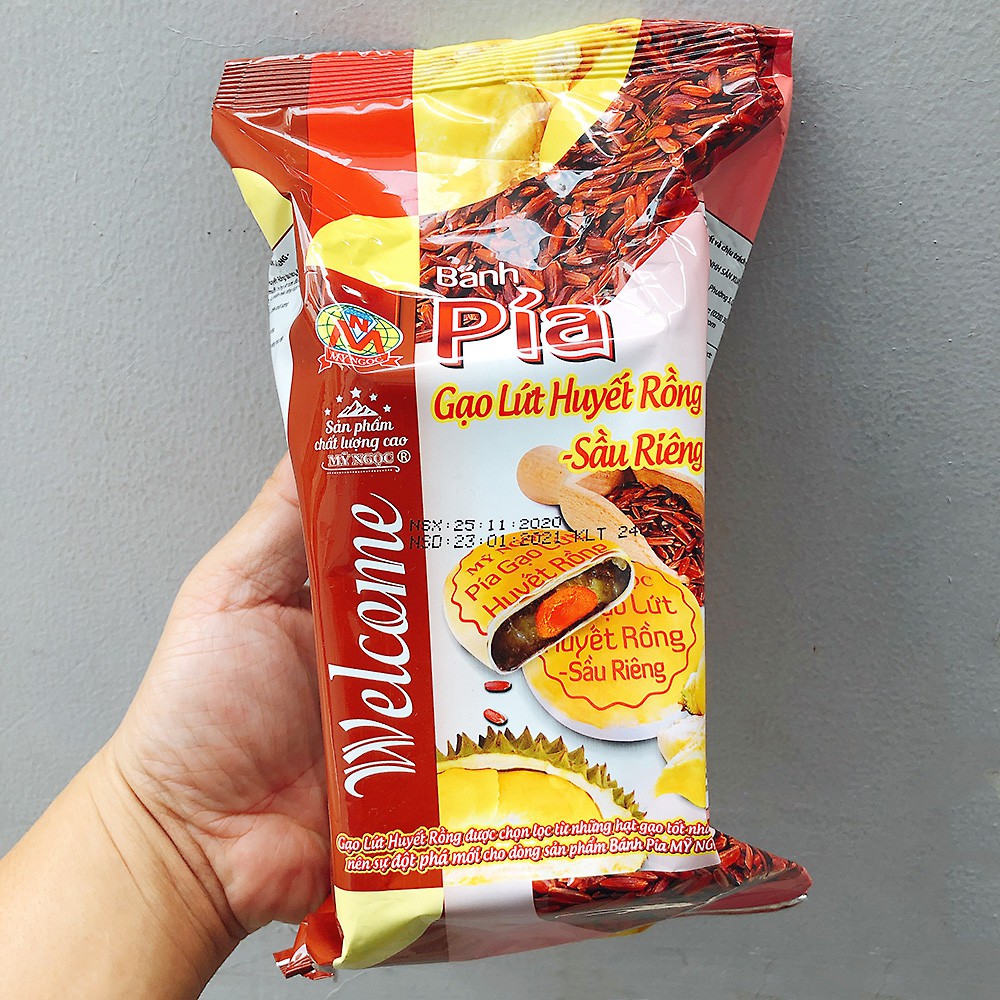 Combo 02 Bịch  Bánh Pía Sầu Riêng Gạo Lức Huyết Rồng Trứng Muối Mỹ Ngọc