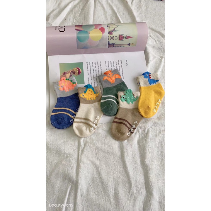 Set 5 đôi tất chống trượt cho bé Jasmine Baby nhiều màu