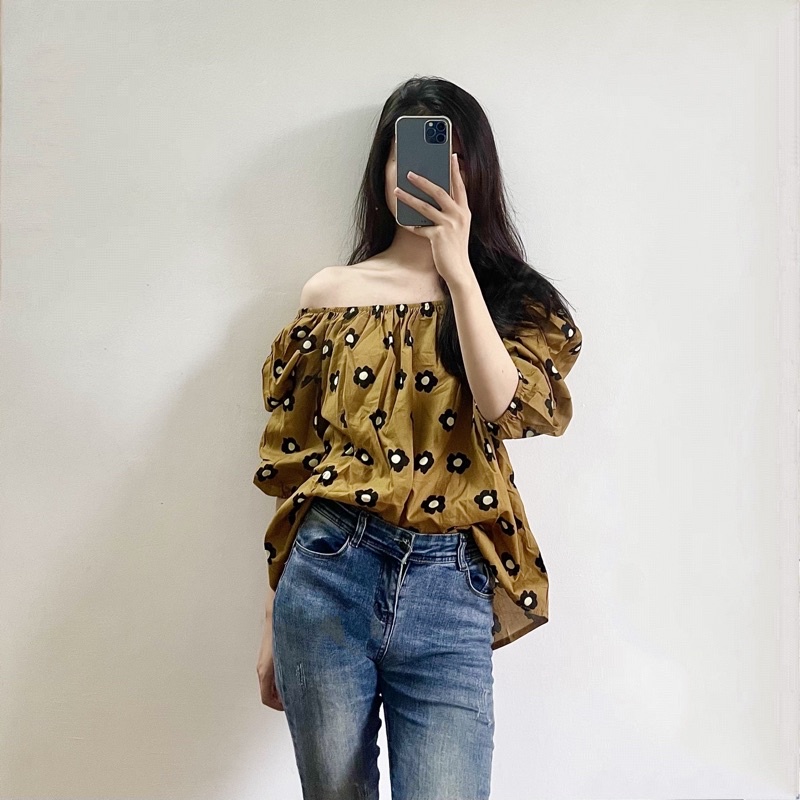 (SẴN) Áo trễ vai nâu cam điểm hoa