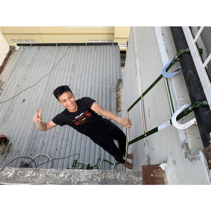 Thang dây thoát hiểm chung cư, nhà cao tầng hai móc lớn