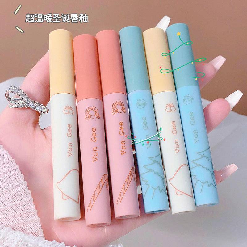 Set Son Kem Lì Mịn Mượt Như Nhung Kháng Nước Lâu Trôi Và Không Lem Vào Cốc Phong Cách Giáng Sinh