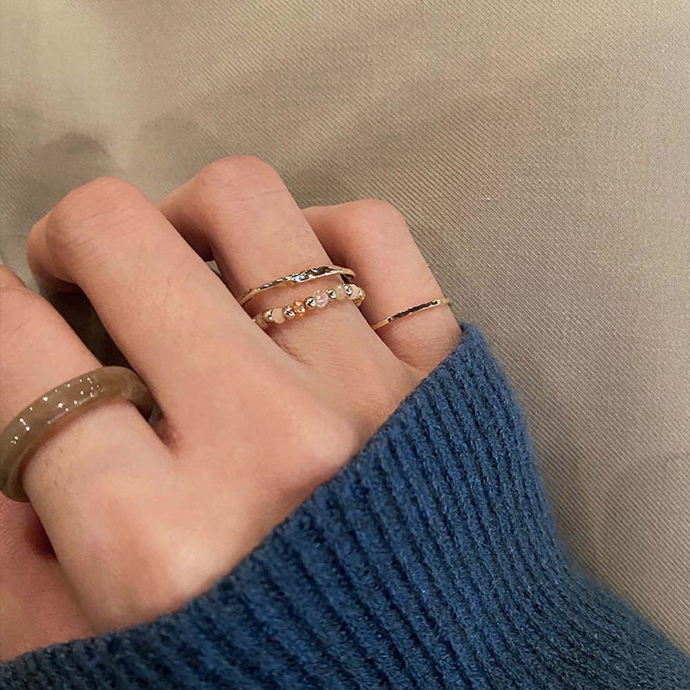 Set 4 nhẫn đeo ngón tay bằng nhựa resin nhiều màu thời trang cổ điển cá tính dành cho nữ