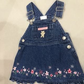 Váy yếm jean cho bé