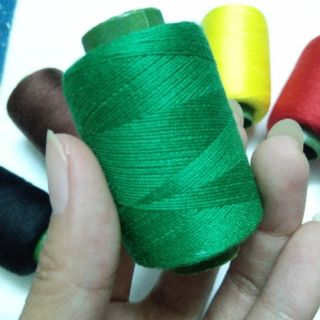 Ống chỉ may cuộn nhỏ