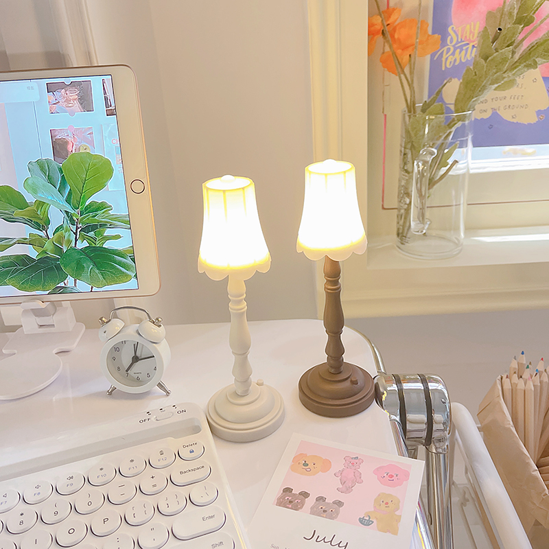 Đèn Ngủ Mini Kiểu Dáng Cổ Điển Tiện Dụng | BigBuy360 - bigbuy360.vn