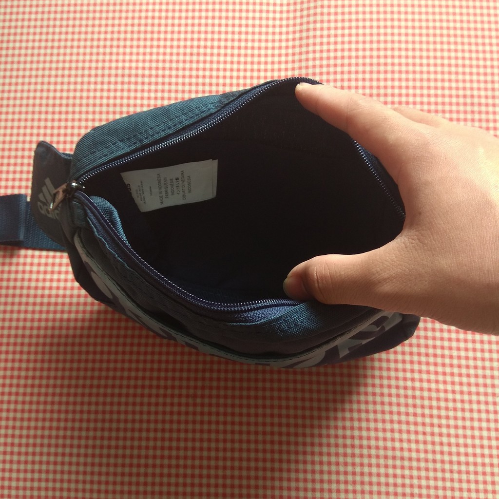 [👉VIDEO HD👈] Túi đeo chéo Adidas Chất liệu Polyester với thiết kế tiện dụng và thời trang