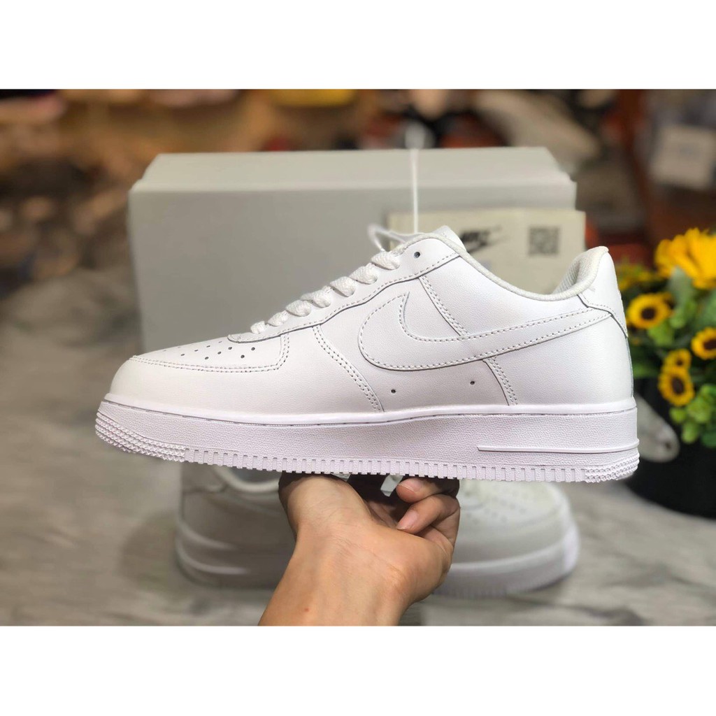 Giày AF1 chất liệu da miếng kiểu dáng Sneaker phối đồ trẻ trung năng động | BigBuy360 - bigbuy360.vn