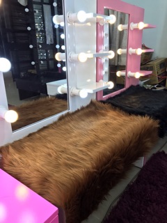 THẢM LÔNG TRẢI BÀN MAKEUP