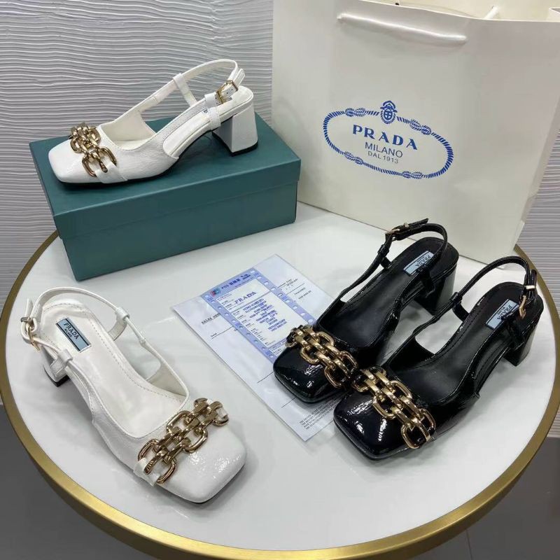 J(ẢNH THẬT) Sandal 5p Prada Quai Xích Mắc Cài Mũi Vuông Da Bóng Mềm Êm Fullbox Bill Túi Cao Cấp