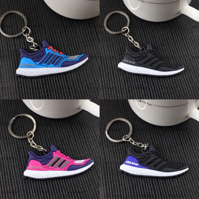 Móc Khoá Giày Ultra Boost Nhiều Hình Cá Tính Màu Sắc Mơ House