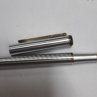 Bút sắt kí họa màu bạc