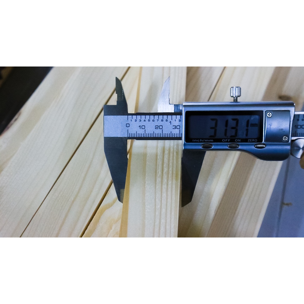 Gỗ thông thanh nhập khẩu kích thước 2cmX3cm dài 100cm