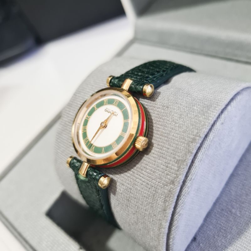 Đồng hồ cổ điển cho nữ G.u.cci 2040L case 22mm / Đồng hồ si Swiss made