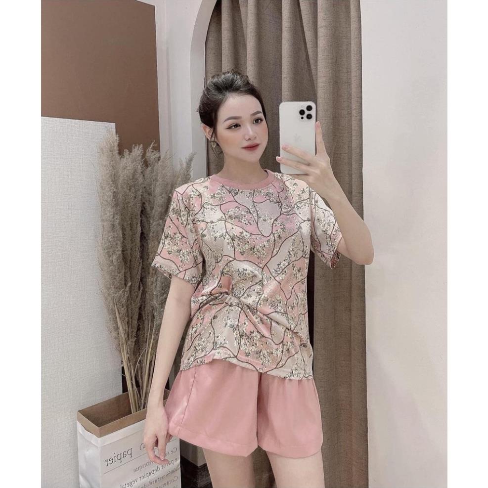 Đồ Bộ Nữ Mặc Nhà CELORA,  Bộ Thể Thao Nữ  Áo Cổ Tròn Tay Lở Chất Lụa Họa Tiết Phối Quần Short Màu Trơn Lưng Thun | BigBuy360 - bigbuy360.vn