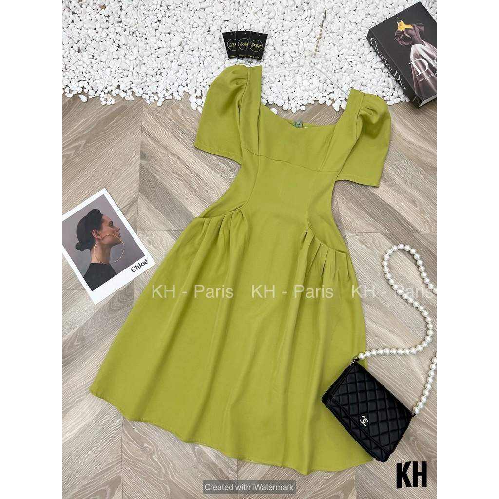 Váy đầm cổ vuông túi sườn