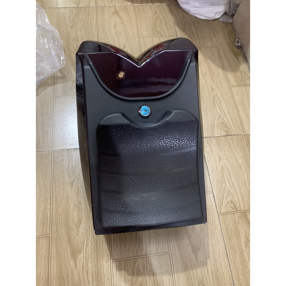 Thùng giữa xe DREAM màu nho