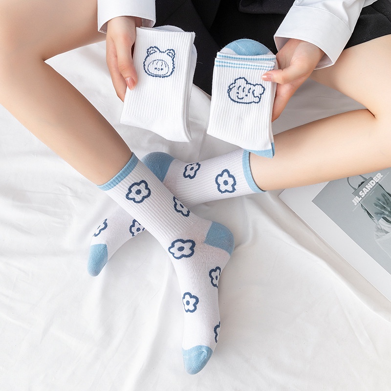 Tất nữ cổ cao họa tiết màu xanh nhiều mẫu đáng yêu