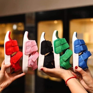 Sandal bé trai nhiều màu hàng oder
