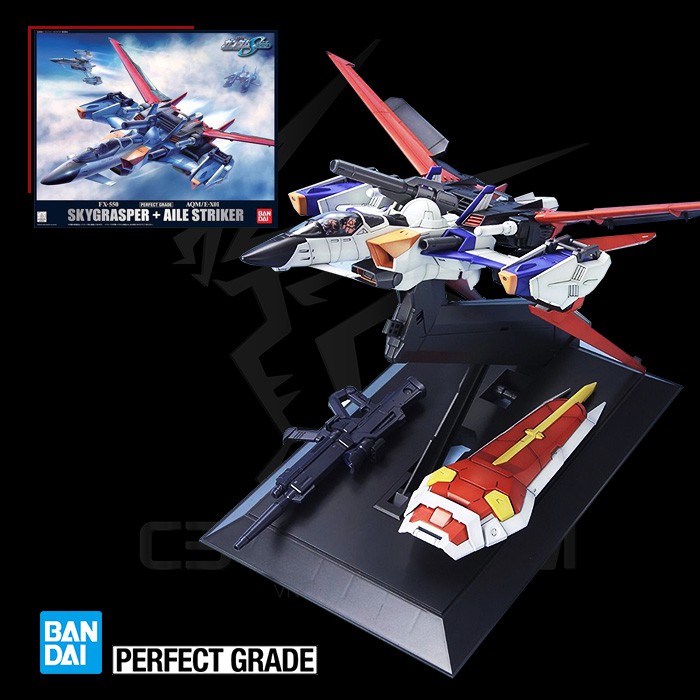 MÔ HÌNH GUNDAM BANDAI PG 1/60 FX-550 SKYGRASPER + AQM/E-X01 AILE STRIKER GUNDAM SEED