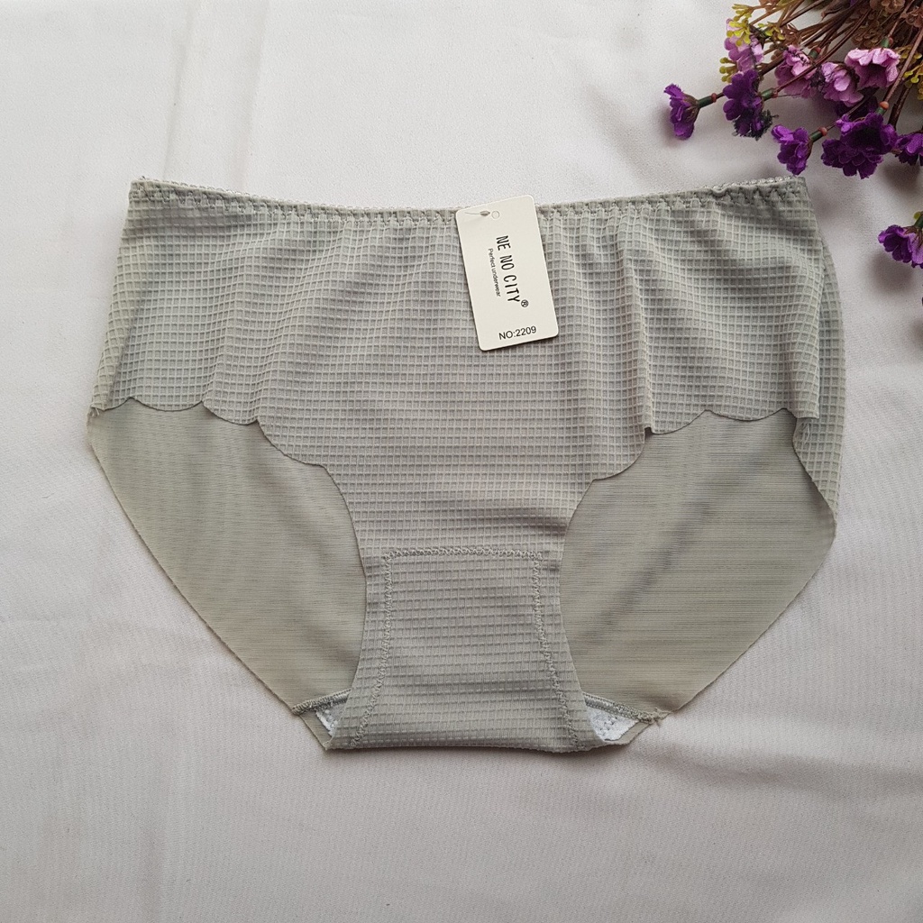 Quần lót nữ dạng đúc