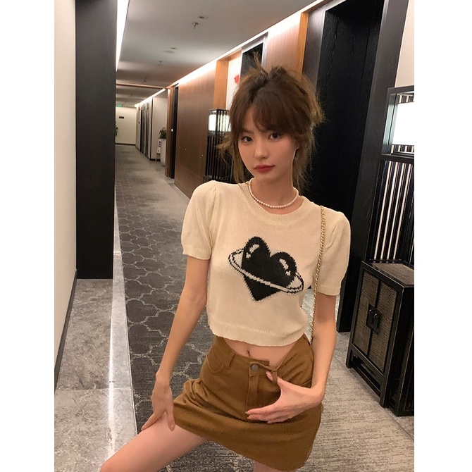 Áo Thun Dệt Kim Tay Ngắn Cổ Tròn In Họa Tiết Trái Tim Thời Trang Hàn Quốc Dành Cho Nữ