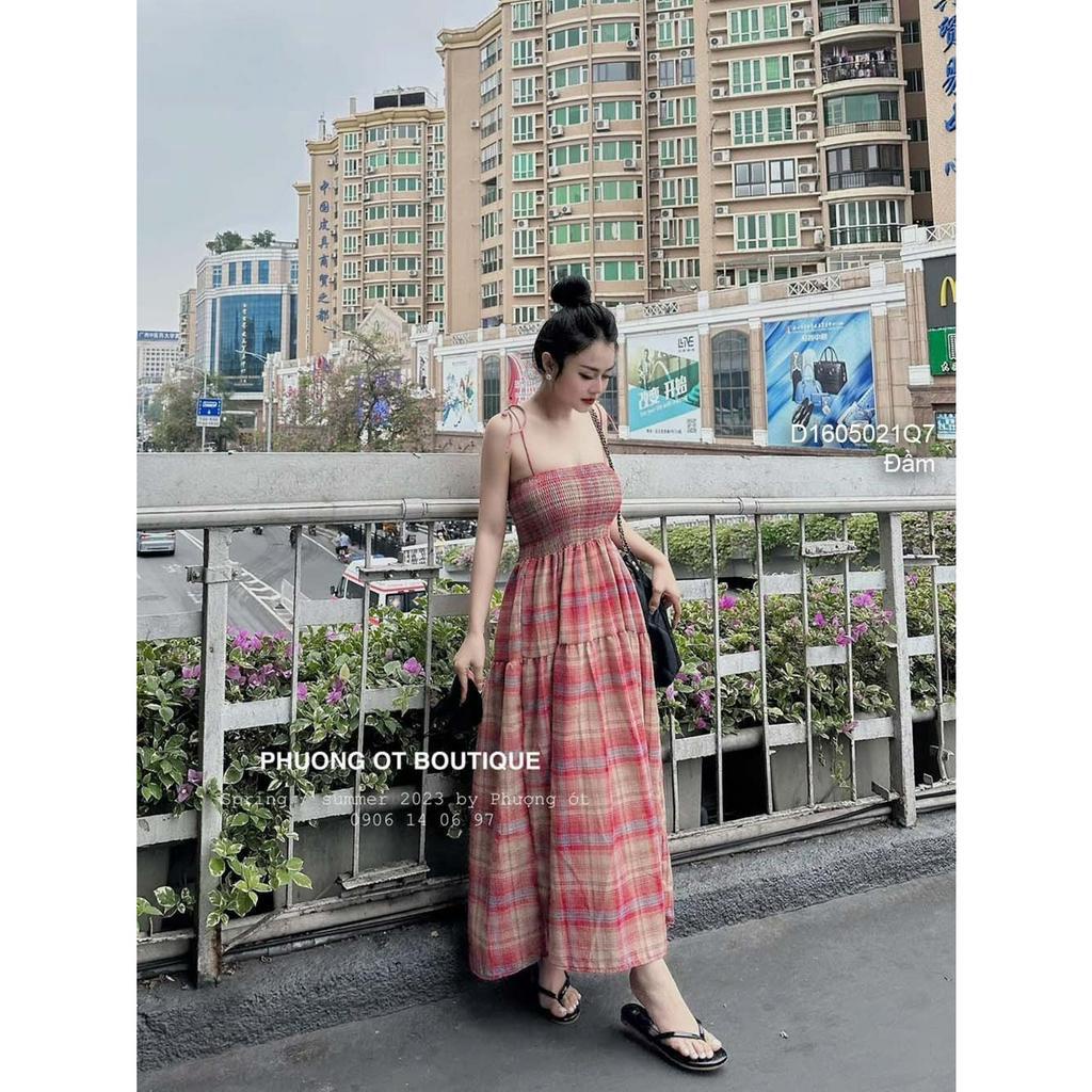 Đầm tơ babydoll thêu hoa tay cánh tiên