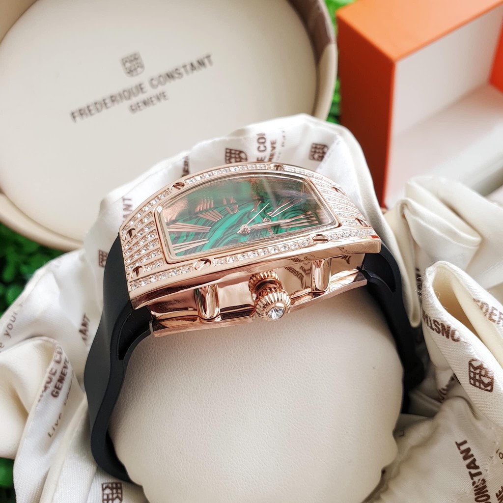 Đồng Hồ Davena Nữ Dây Silicon Đen Rose Gold Authentic 30x38mm